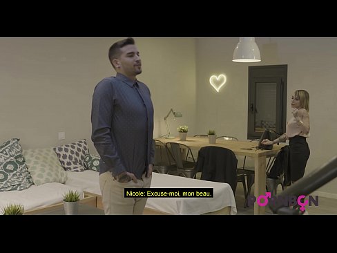 ❤️ PORNBCN 4K Yon fanm ki gen matirite ak gwo tit vle pou yo te foutu nan dèyè jenn gigolo ak gwo dick pip amortism fuck difisil men travay chen style chat niche orgasm Sous-titres franse Porno nan nou ️❤